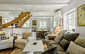 Smart-tv och eldstad