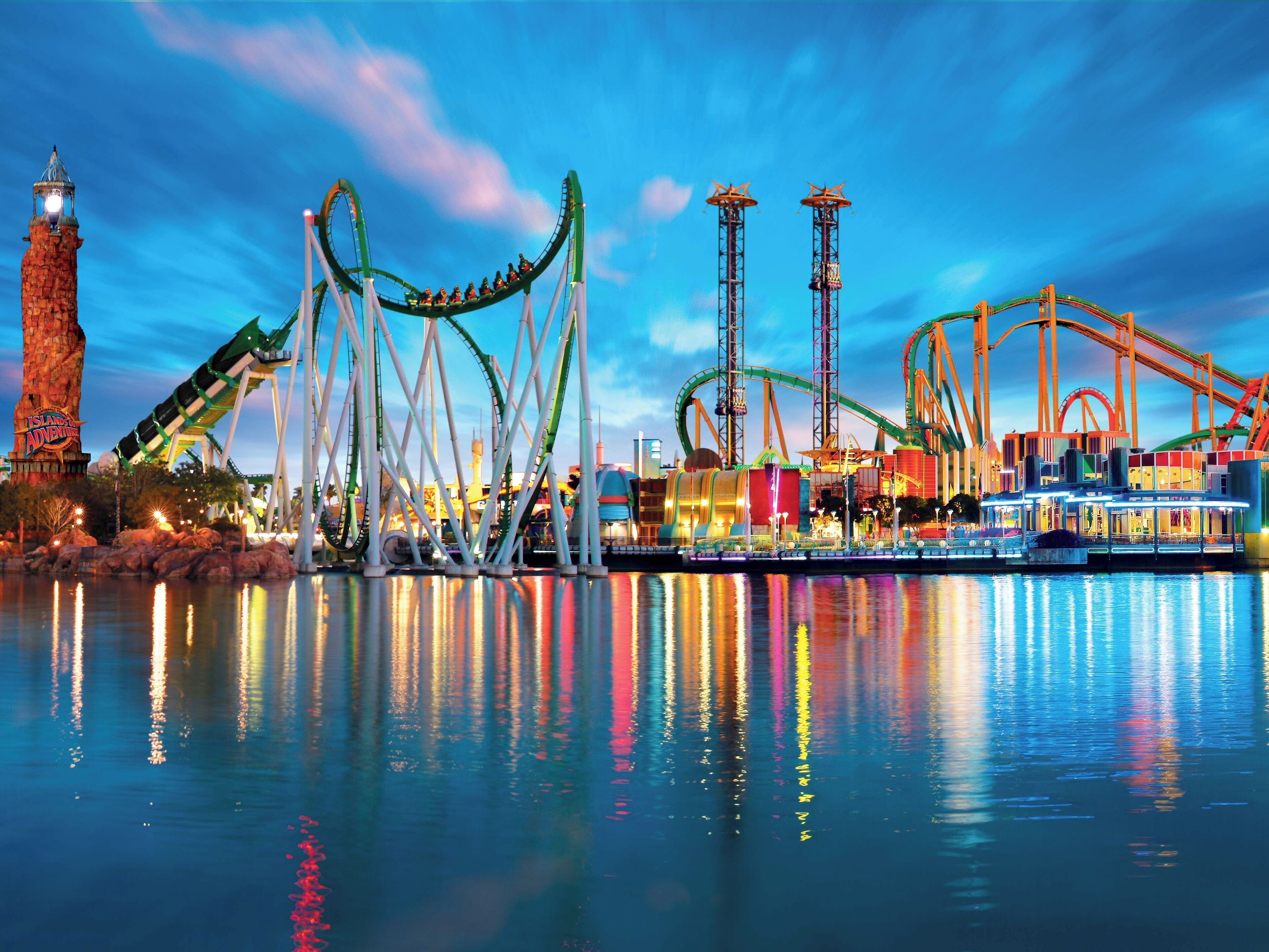 Modern Family & Pet-Friendly Stay w/ Heated Pool near Prime Orlando Attractions
