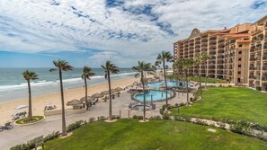 A heated pool - Sonoran Sea East 302 Amazing Ocean View Condo (Puerto Peñasco)