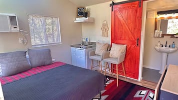 1 habitación, caja de seguridad en la habitación, wifi y ropa de cama