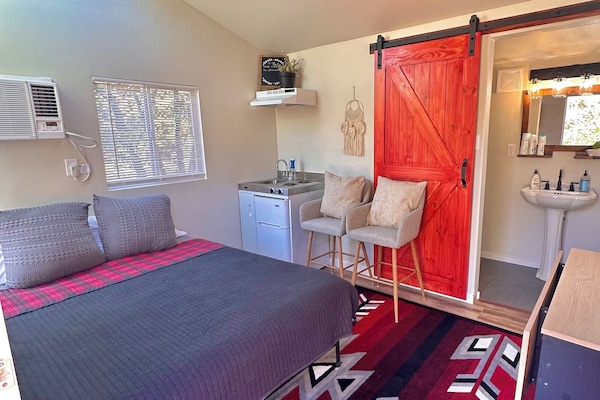 1 chambre, coffres-forts dans les chambres, Wi-Fi, draps fournis