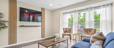 Smart TV, books