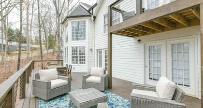 Spacious Lake House with Dock and Swimming Pool