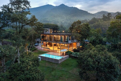 Private Mountain villa overlooking with spectacular views and constant breeze
