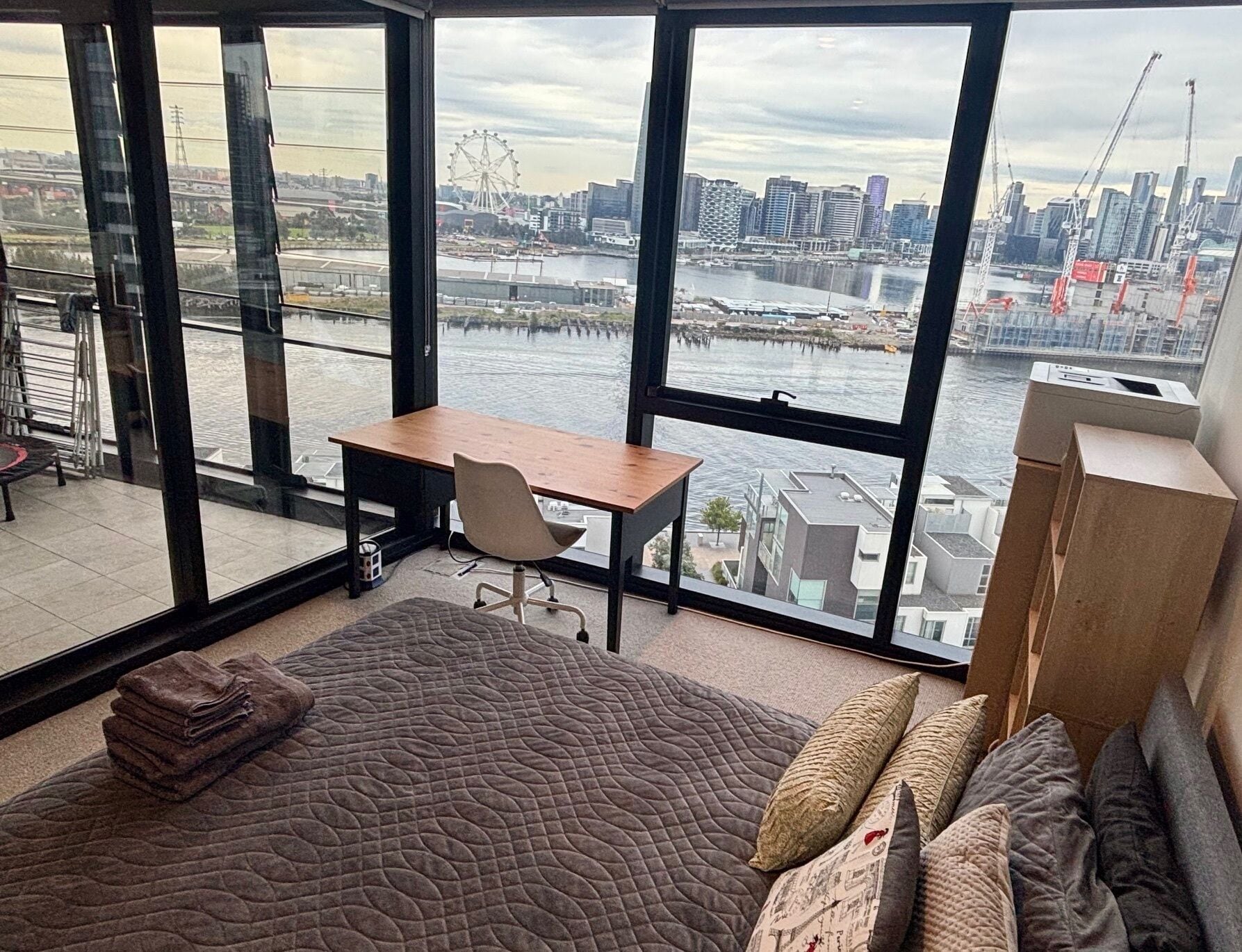 1 bedroom, desk, iron/ironing board, free WiFi