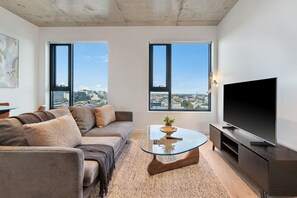 Smart TV - Stay in Luxury at Stature - Sleeps 4 (Southbank)