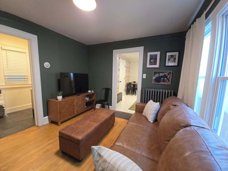 Stylish Apt In Walker's Point - Greenfield, WI