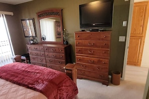 2 Schlafzimmer, Bügeleisen/Bügelbrett, Reisekinderbett, WLAN