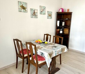 Dineren