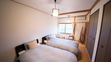 3 bedrooms, free WiFi, bed sheets