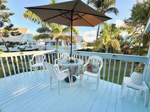Outdoor dining - Central Beach Haven: Stylish 2 Bed Coastal Retreat Near It All (Frigate Bay)