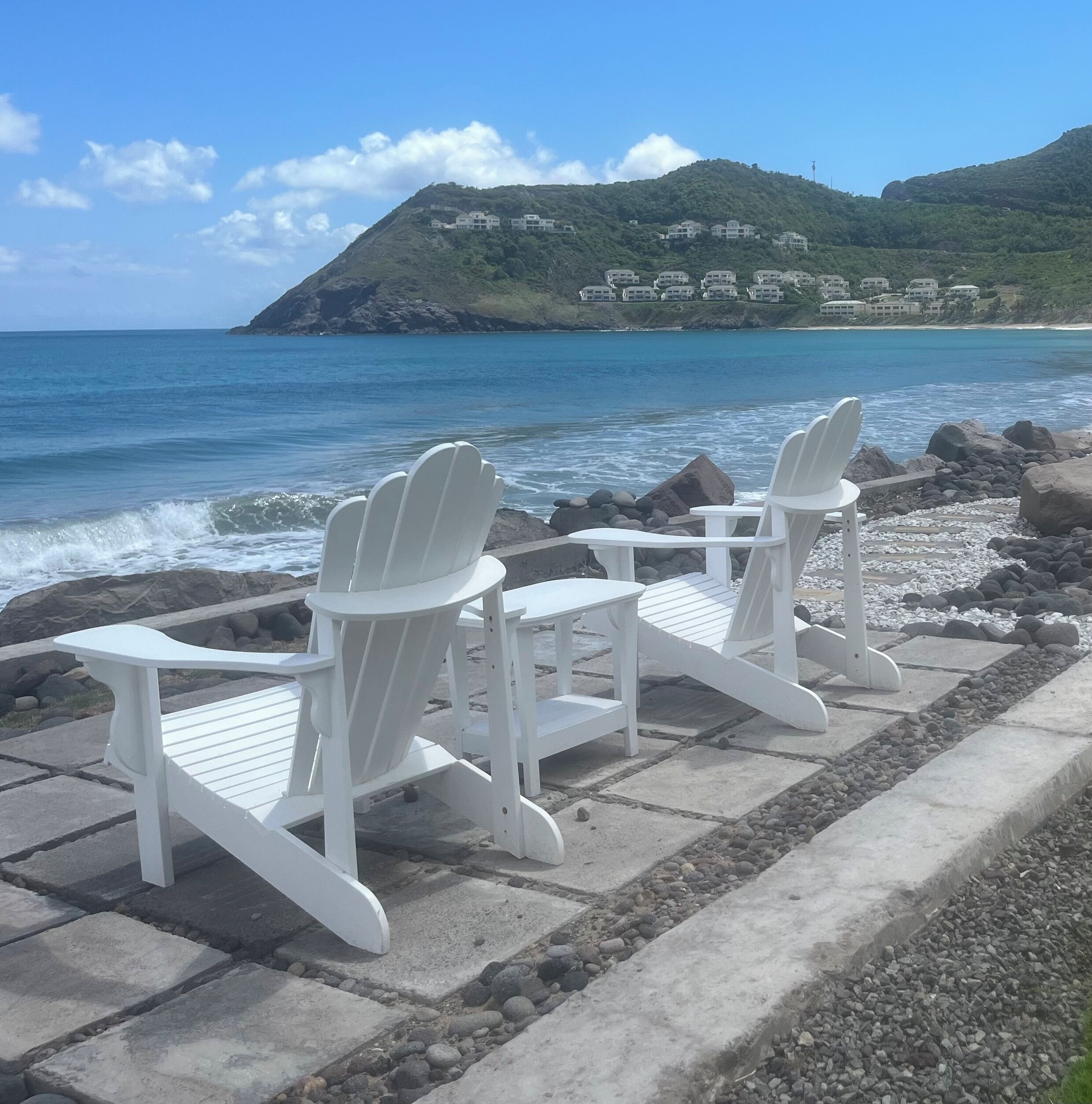 In Strandnähe, Liegestühle, Strandtücher