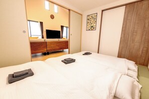 3 Schlafzimmer, Schreibtisch, kostenloses WLAN, Bettwäsche