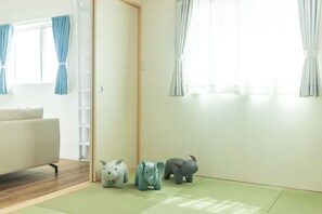 Interior - Oceanfront 3 year old building 3LDK single story Cho  Seki adjacent to each other Up to 14  - tide / Ishigaki Okinawa (Ishigaki)