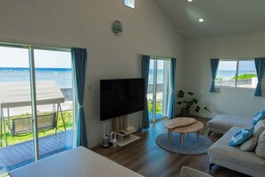 TV - Oceanfront 3 year old building 3LDK single story Cho  Seki adjacent to each other Up to 14  - tide / Ishigaki Okinawa (Ishigaki)