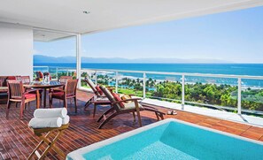 Outdoor dining - Your Tropical Christmas Getaway: 2 Bedroom Villa at Vidanta Grand Luxxe,  (Las Jarretaderas)