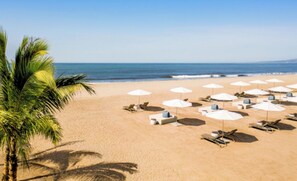 Sun-loungers, beach towels - Your Tropical Christmas Getaway: 2 Bedroom Villa at Vidanta Grand Luxxe,  (Las Jarretaderas)