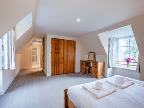 5 bedrooms, internet - Old Stables by Interhome (Drumnadrochit)