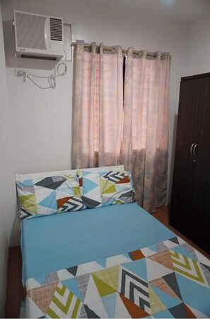 Apartment, 2 Bedrooms, Non Smoking | Desk, free WiFi
