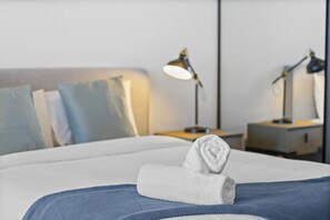 2 chambres, fer et planche Ă repasser, Wi-Fi, draps fournis