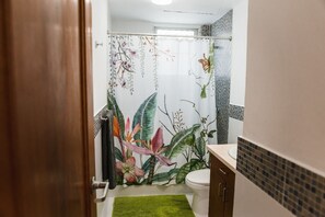Shower, hair dryer, towels, soap - Beautiful penthouse, and the best beach in los Corrales at Barbaro Beach DR (Punta Cana)