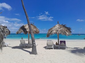 Beach - Beautiful penthouse, and the best beach in los Corrales at Barbaro Beach DR (Punta Cana)