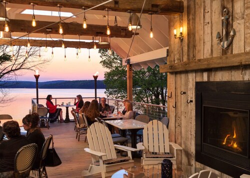 Bear Run Bungalow|Kayaks|Hot Tub|Fireplace|Central