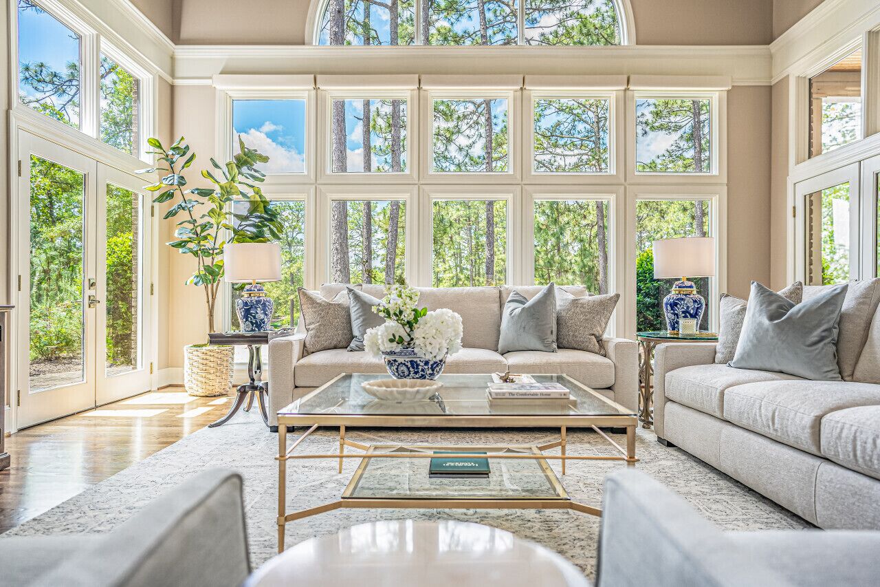 Smart TV, lareira, escritórios