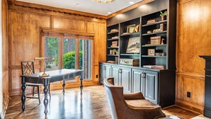 Interior - Prestigious Pinehurst Estate (Pinehurst)