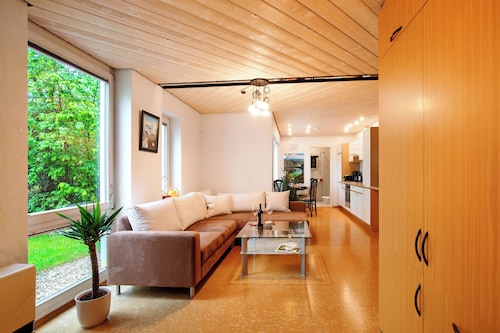 Ferienwohnung 'Stumpp's Appartement' mit Privatterrasse, WLAN und Klimaanlage