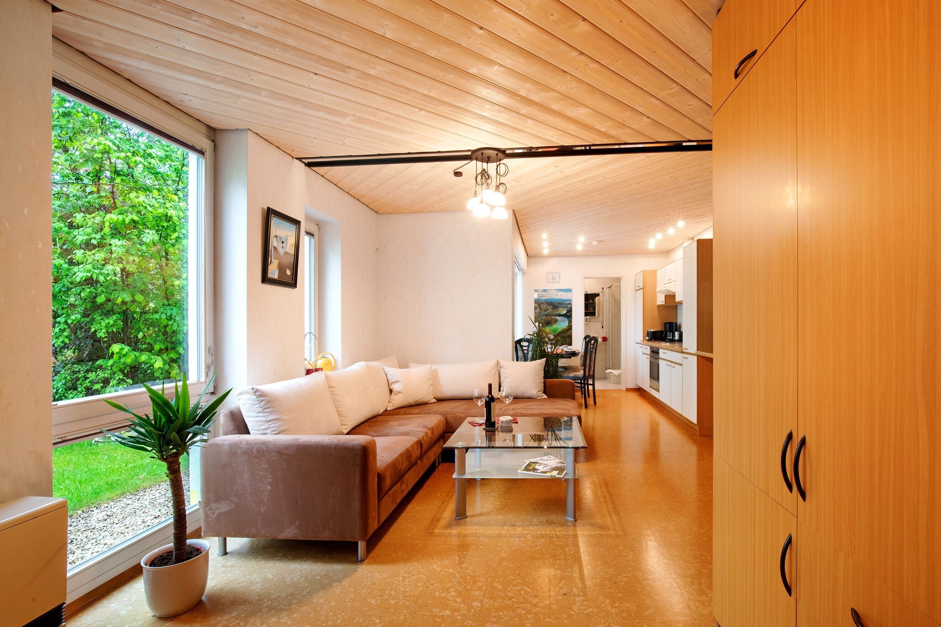 Télévision, chaîne hi-fi