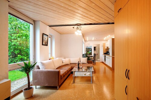 Ferienwohnung 'Stumpp's Appartement' mit Privatterrasse, WLAN und Klimaanlage