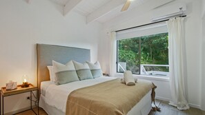 4 室のベッドルーム、アイロン / アイロン台、WiFi (無料)