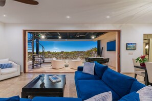 Smart TV, stereo