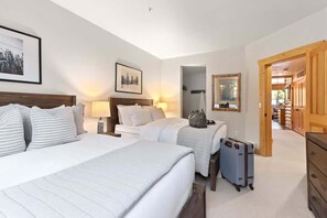 2 habitaciones, tabla de planchar con plancha y wifi gratis