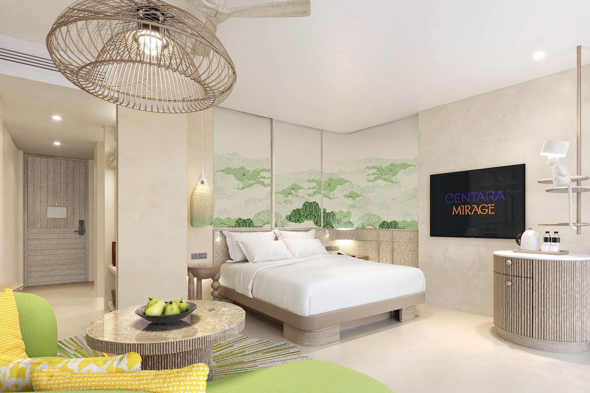 Hypo-allergenic bedding available, minibar, in-room safe