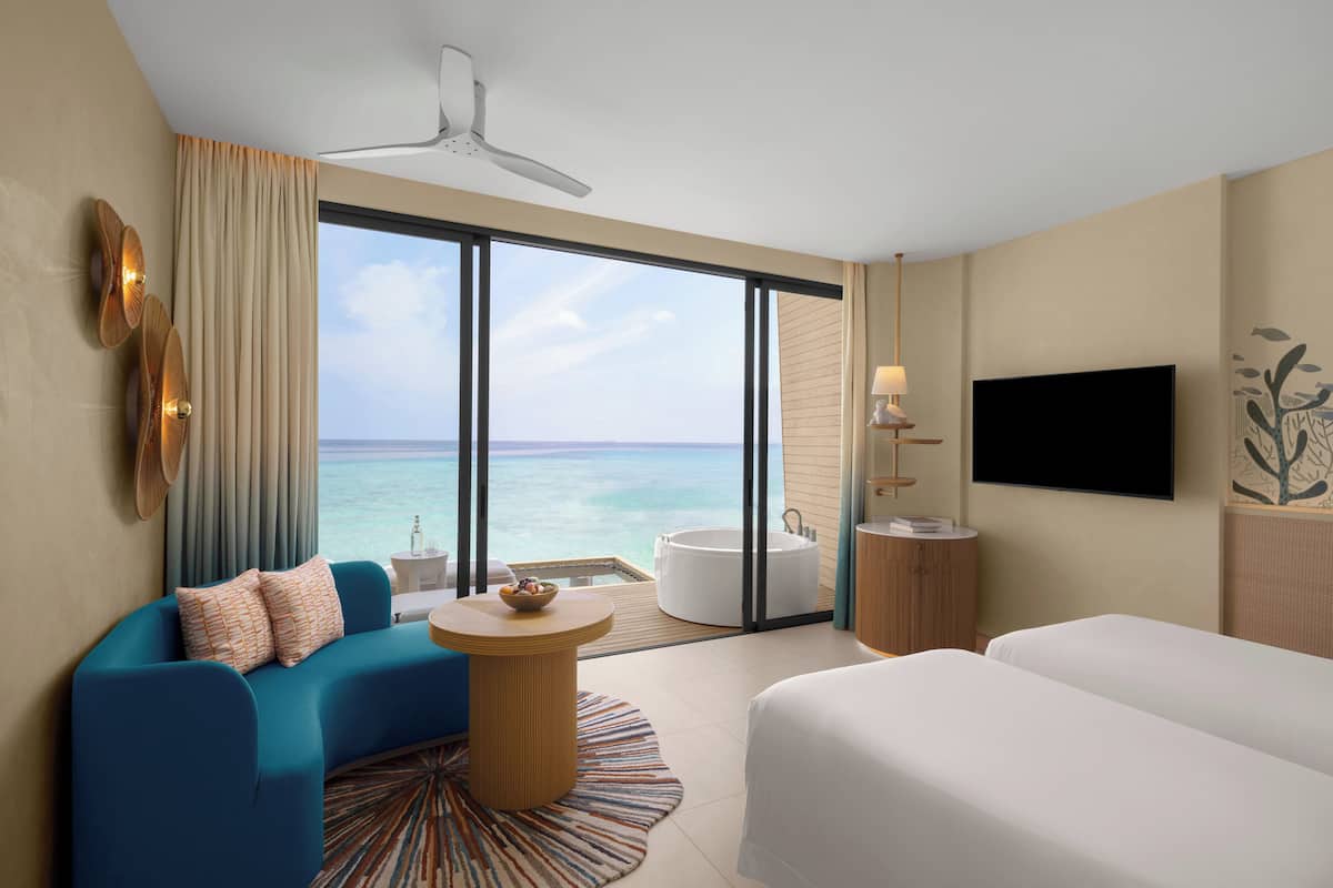 Hypo-allergenic bedding, minibar, in-room safe, laptop workspace