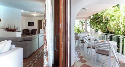Villa Nice Dream With Pool And Terrace, Neviano, Italy