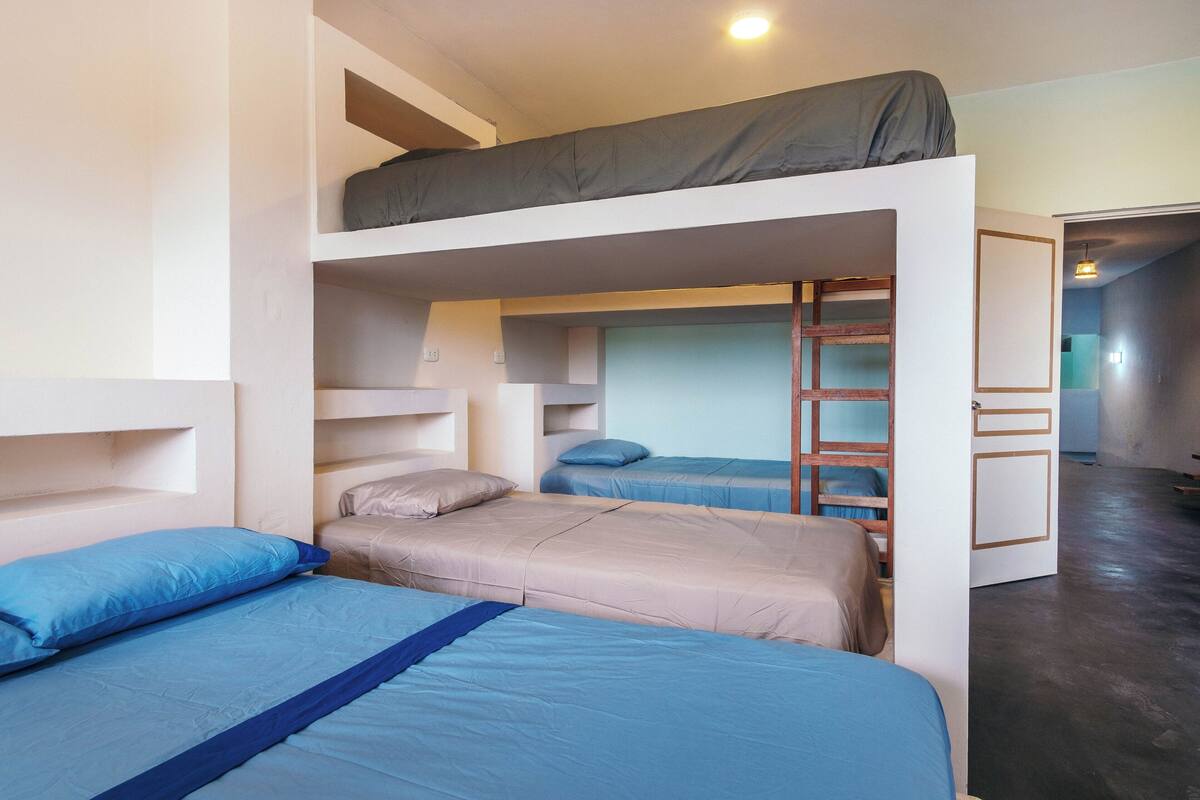 Economy Room, Partial Ocean View | Free WiFi