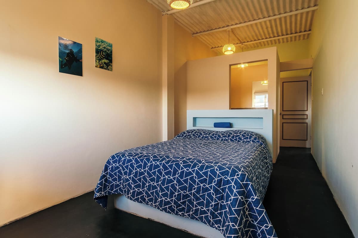 Chambre Standard double, vue partielle sur la mer | Accès au Wi-Fi (inclus)