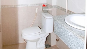 Standard Room | Bilik Mandi