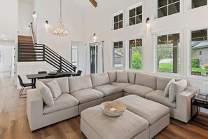 Smart TV, fireplace, offices