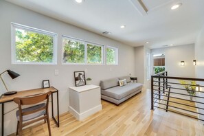 Smart-TV og stereoanlegg