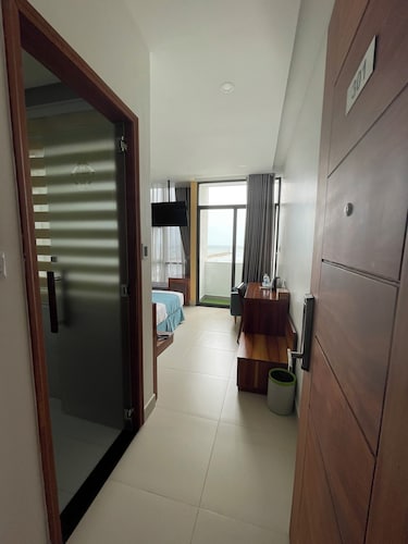 Hong Tuyet Hotel Phu Quoc - by BayLuxury