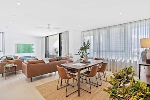 Interior - Welcome to your seaside sanctuary at Magnoli Palm Beach! (Gold Coast)