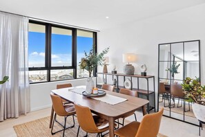 Dining - Welcome to your seaside sanctuary at Magnoli Palm Beach! (Gold Coast)