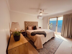 3 makuuhuonetta, silitysrauta/-lauta, Wi-Fi, vuodevaatteet