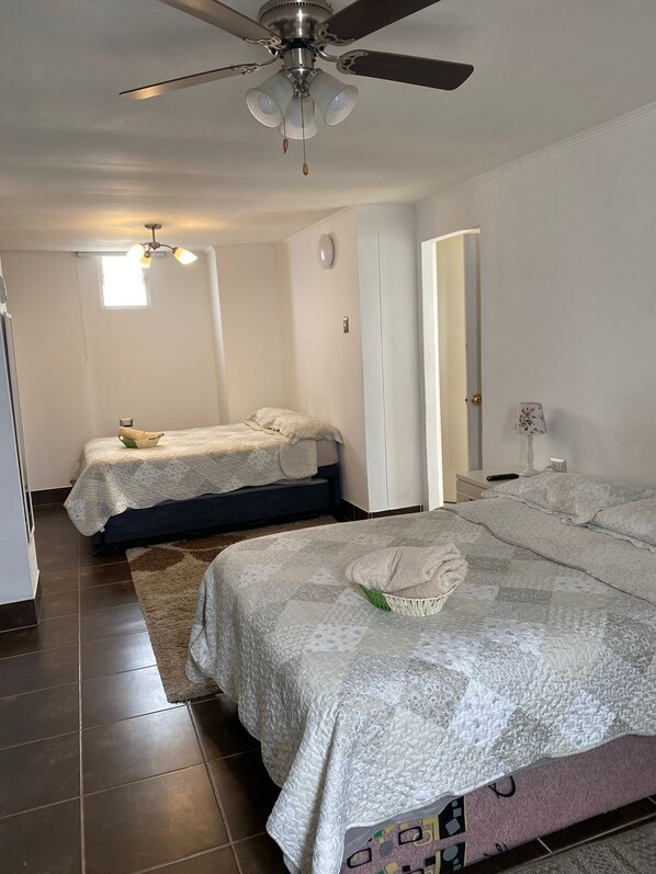 1 bedroom, desk, iron/ironing board, free WiFi