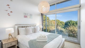 3 Schlafzimmer, Bügeleisen/Bügelbrett, Reisekinderbett, WLAN