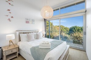 3 bedrooms, iron/ironing board, travel cot, WiFi